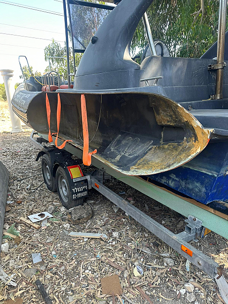 ייצור בידונים מיפברגלס שיפוץ סירה